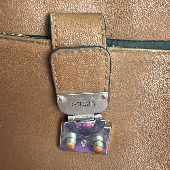 GUESS BROWN SHOULDER BAG - Picture 3 of 16